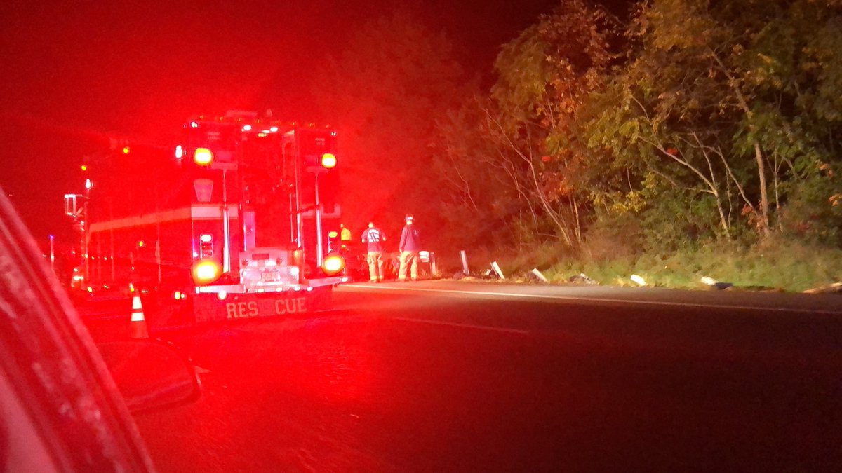 Dem200Liam's tweet photo. Pics of Single vehicle Accident On I-70 at MD 144. 1 patient refused treatment 

@MarketPio @NewMarketVFC https://t.co/O164fvkSGI