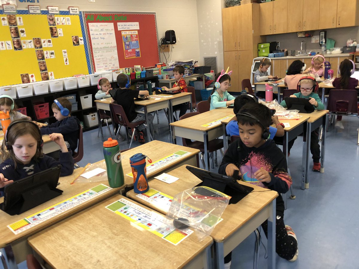 Ana Paula Fernandes (@apfernandes2019) on Twitter photo Minds on and listening ears had our grade 1s at Our Lady of Lourdes fully fully engaged during reading time. <a href="/LDCSB/">London District Catholic School Board</a> #SOschoolvisits #readingrevolution Minds on and listening ears had our grade 1s at Our Lady of Lourdes fully fully engaged during reading time. <a href="/LDCSB/">London District Catholic School Board</a> #SOschoolvisits #readingrevolution
