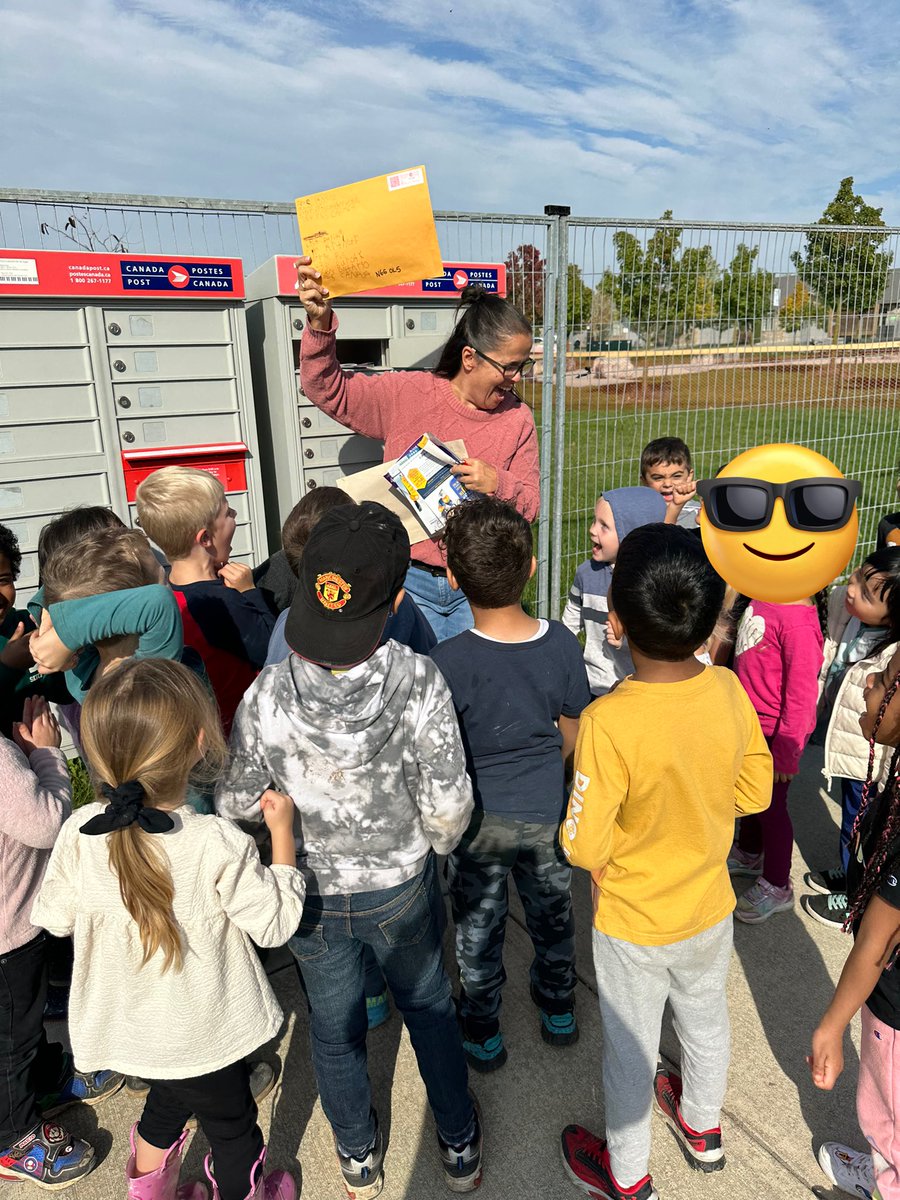 mrs_beadle's tweet photo. We got 2 new alphabet letters from the Canadian Letter Exchange today @SACTVDSB So much excitement from our class as we learned about Calgary and opened the letter ‘H’. Students are already making predictions on what the other alphabet letter is @LisaPaiva6  @TVDSBKinder https://t.co/ou0a7cFb4N
