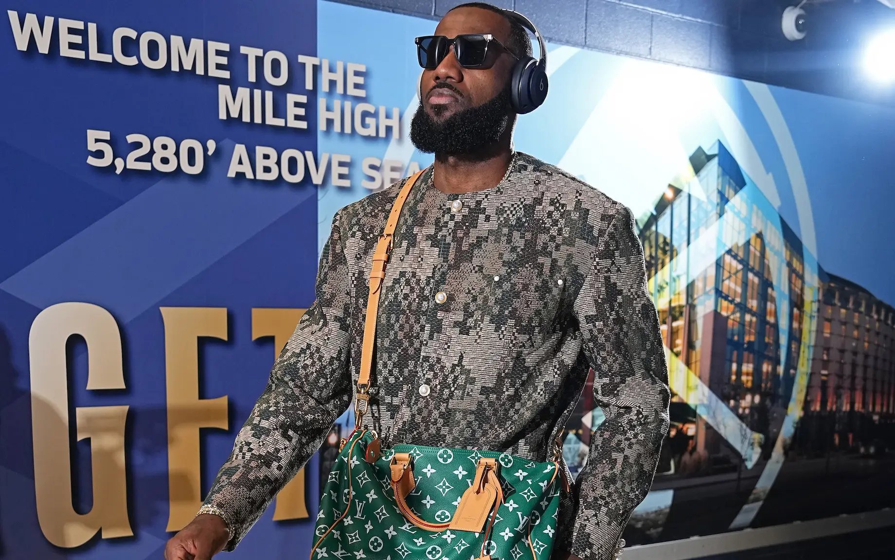 Complex on X: LeBron James made a fashion statement on the NBA's opening  night. King James arrived at the Denver Nuggets' Ball Arena in $28,000  worth of Louis Vuitton. Read more