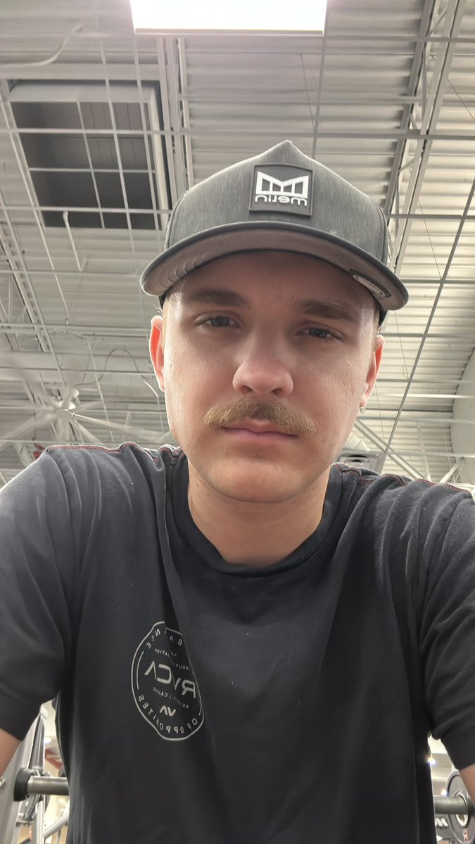 NaughtyCS_ttv's tweet photo. @killdozer_tv Come spot me bro https://t.co/zvH2xC4a5F