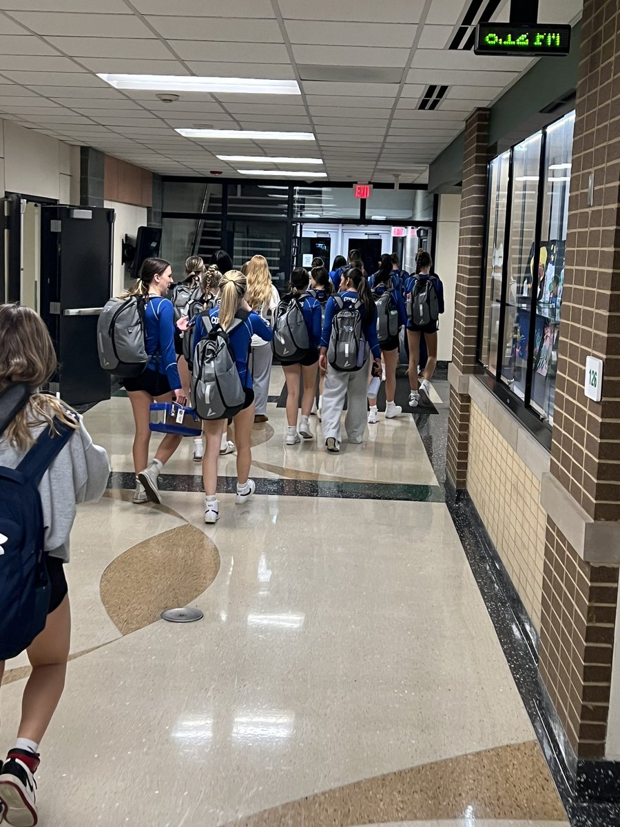 VH Girls Volleyball tweet media