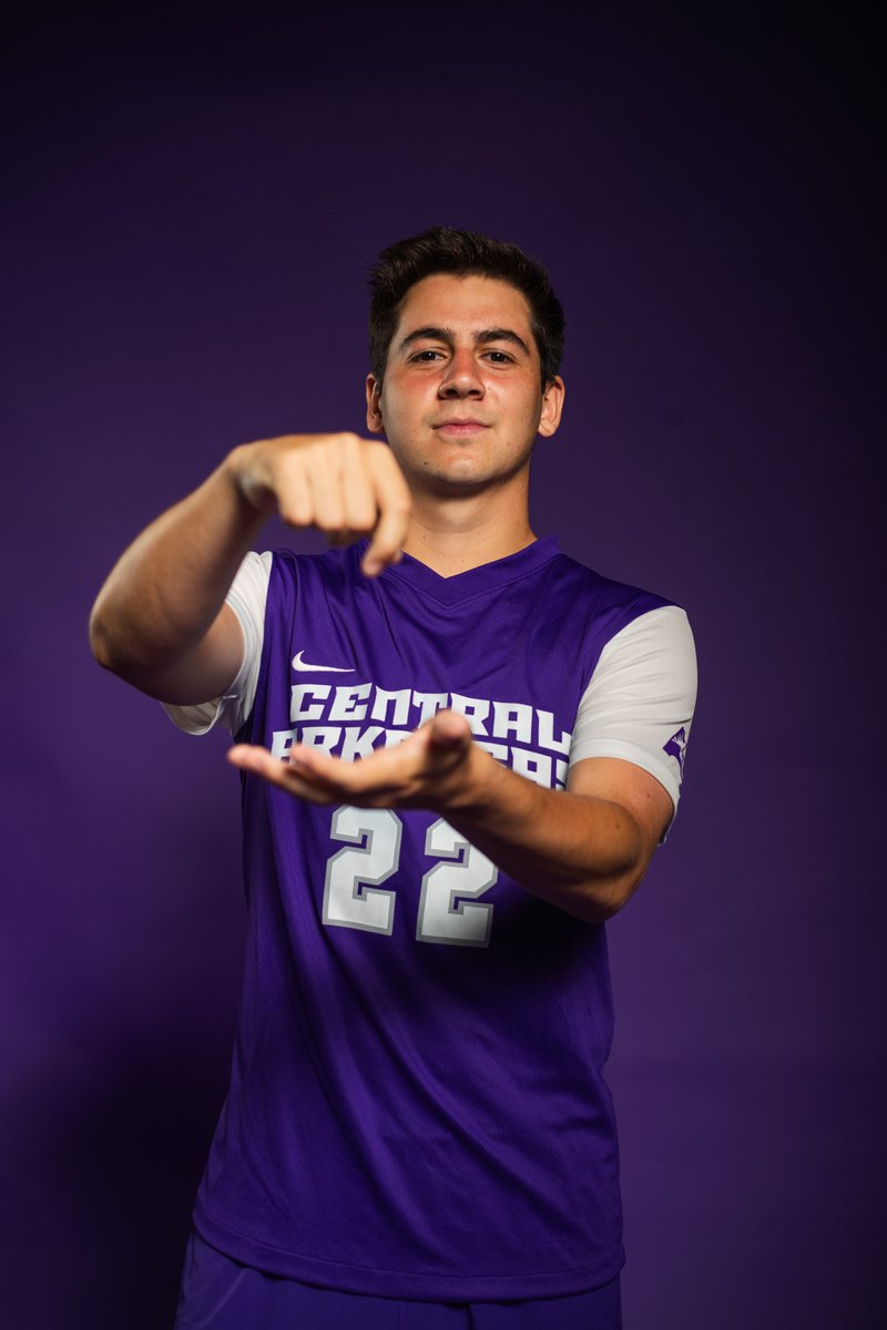 ucamenssoccer's tweet photo. 78' | IGNACIO BELLINA PUTS ONE IN! HIS THIRD GOAL OF THE SEASON!

#BearClawsUp https://t.co/dQaorWzZHS