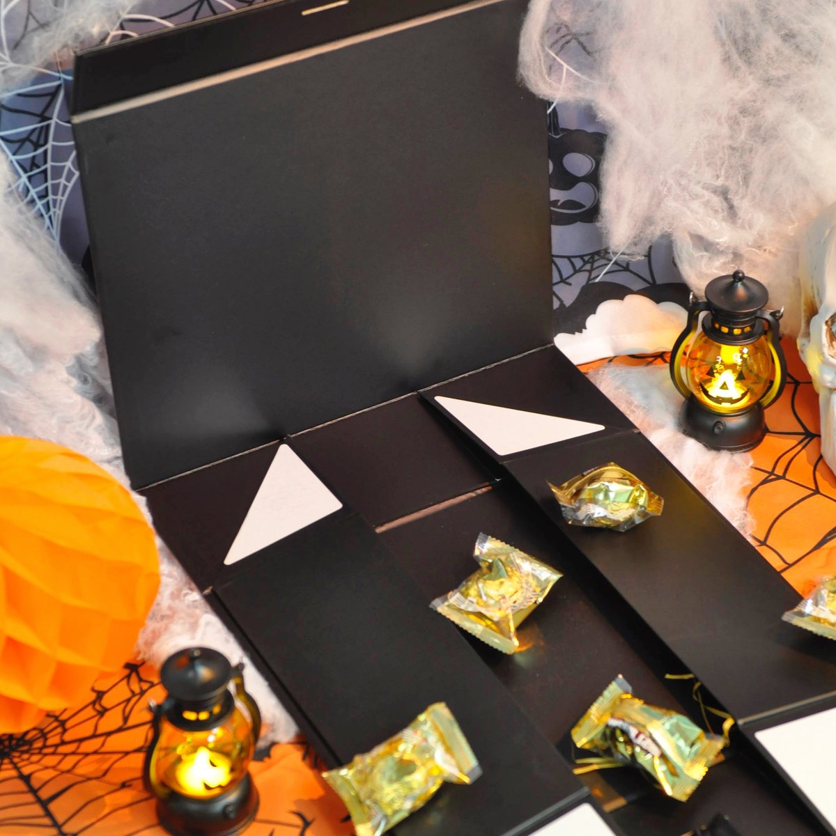 jinbarpacking's tweet photo. Trick or Treat!!
#halloween #halloweengift #giftbox #gift #box #foldingbox https://t.co/jBWzroicHJ