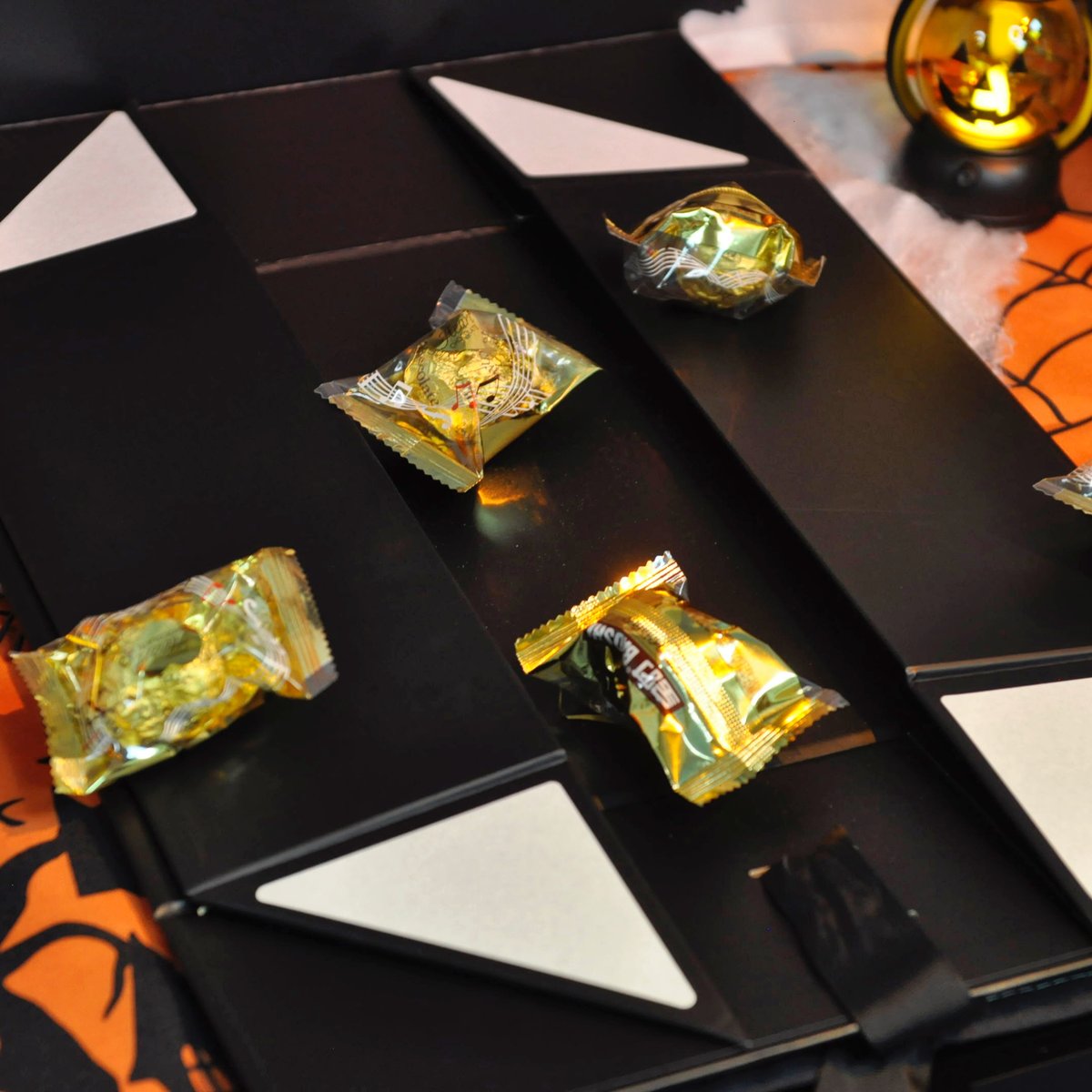 jinbarpacking's tweet photo. Trick or Treat!!
#halloween #halloweengift #giftbox #gift #box #foldingbox https://t.co/jBWzroicHJ