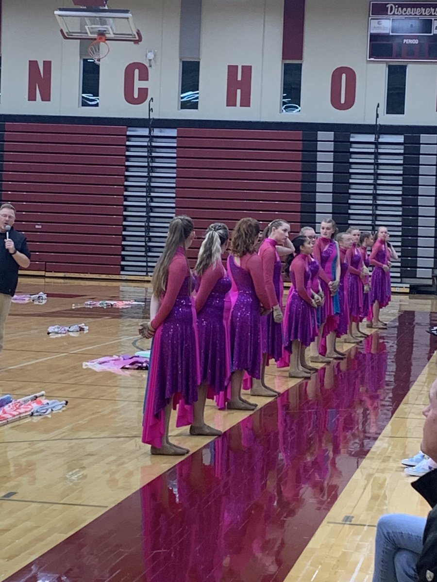 tkwapnioski's tweet photo. The final ⁦@DiscovererWay⁩ ⁦@hsbandguy⁩ band concert tonight.  Another awesome performance by a group of Discoverer Students doing it the DiscovererWay 👏👏👏👏👏 https://t.co/OmXJ3GVvW5