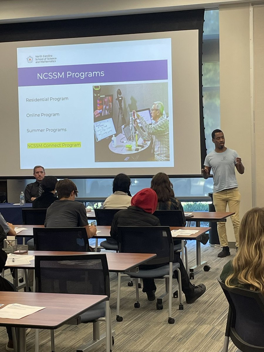 MrsDouglas_CCS's tweet photo. CCS' FIRST Advanced Learning Opportunities Day! 5 highschools, 4 representatives (AP CollegeBoard/NCSSM/CEC) LOTS of learning and #cornellnotetaking ab adv. opportunities! #onechatham https://t.co/cgvcU3gVqR