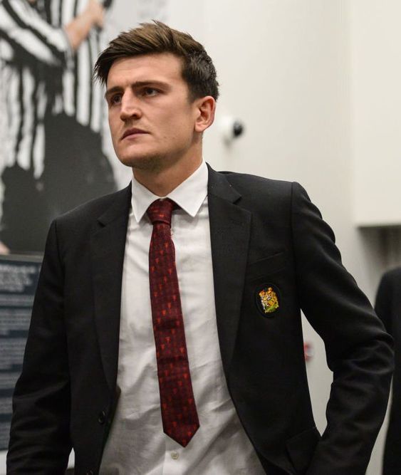 Rapaz que United Horroroso💀

Dito isso HARRY MAGUIRE THE GOAT DECIDINDO MAIS UM JOGO🐐(dessa vez decidindo a favor do United)

FALA DELE AGORA NAÇÃO🖕