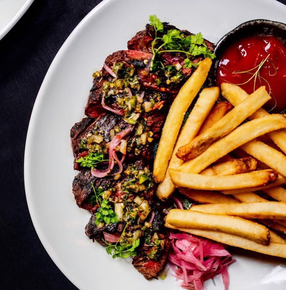 BroadwayNatDC's tweet photo. 🍽️ Looking for a meal before tonight’s show? Enjoy a special three course Pre-Theatre menu with our friends @DirtyHabitDC 

Visit the link on our bio to book your reservation! 

📍555 8th St NW https://t.co/e5pa6wSkWW