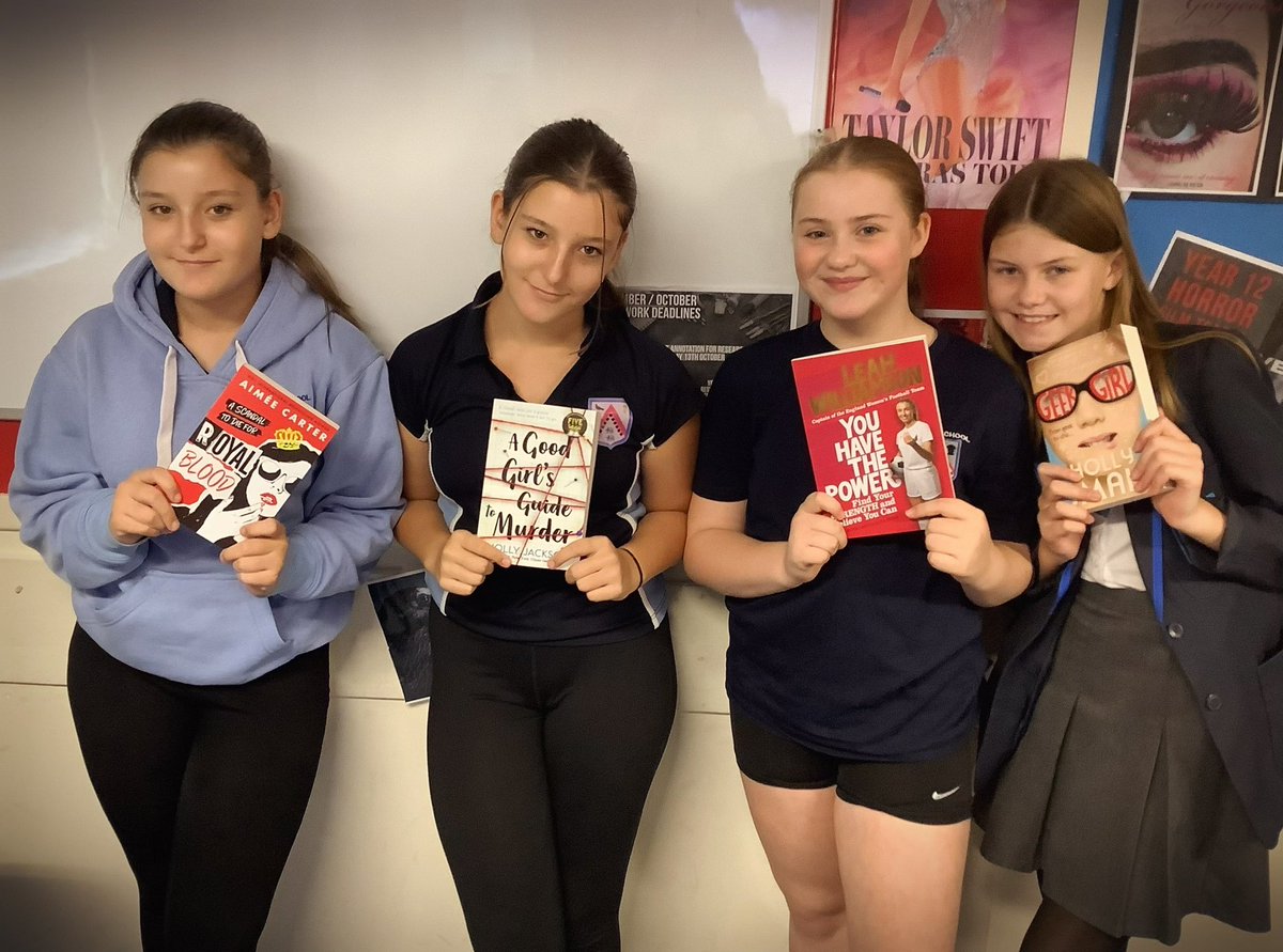 Maelor School Media Studies tweet media