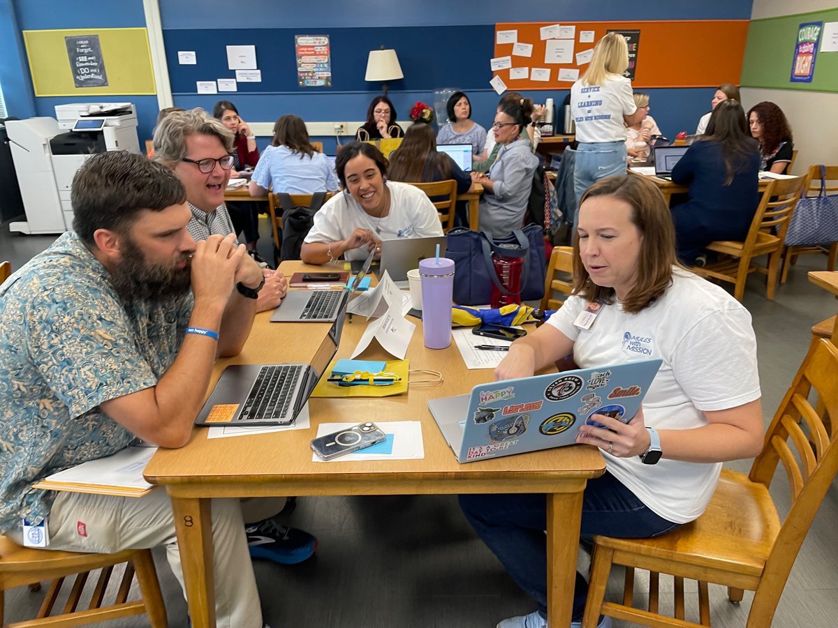 “How will your students be transformed as a result of having lived this experience?” Thank you #MuleswithMission cohort 1 for spending the day collaborating and designing service learning experiences to power The Profile! Your collective efficacy is why there’s #noplacelikeahisd