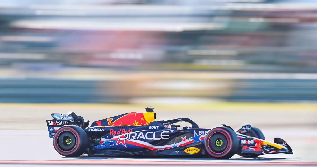 _tosh_97's tweet photo. Some pics from F1 United States Grand Prix at @COTA 

Shot on canon eos-r7

@LewisHamilton @Max33Verstappen @Carlossainz55 @SChecoPerez 

@MercedesAMGF1 @redbullracing @Ferrari @F1 https://t.co/cq9YFNS9GQ