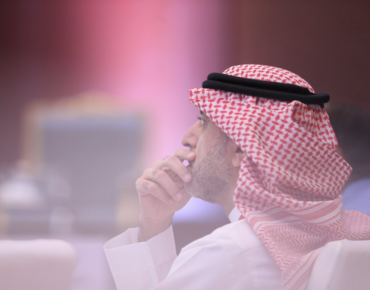 Yazed_Almoqren's tweet photo. @AzAlRajhi @IAPB1 @KKESHKSA @SaudiPhotos عندما يكون القائد شغوف فأنتظر من 
فريق العمل نتائج رائعه و مبهره 🌹🌹
تحياتي دكتور 🙏 https://t.co/l2k3N9PPqU