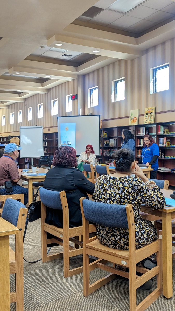 Alvarez_SEISD's tweet image. Exciting GEMS Parent Literacy session this morning! Parents came together for an enriching morning of rdg, vibrant discussions, &amp;amp; a fun game of Cognate Bingo. Fostering a commitment for a love of rdg &amp;amp; strengthening family bonds is evident. #GEMSpride #SEISDPeoplePassionPurpose