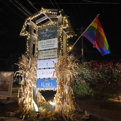 VillageBarn's tweet photo. #NewProfilePic https://t.co/NxclcpLdYR