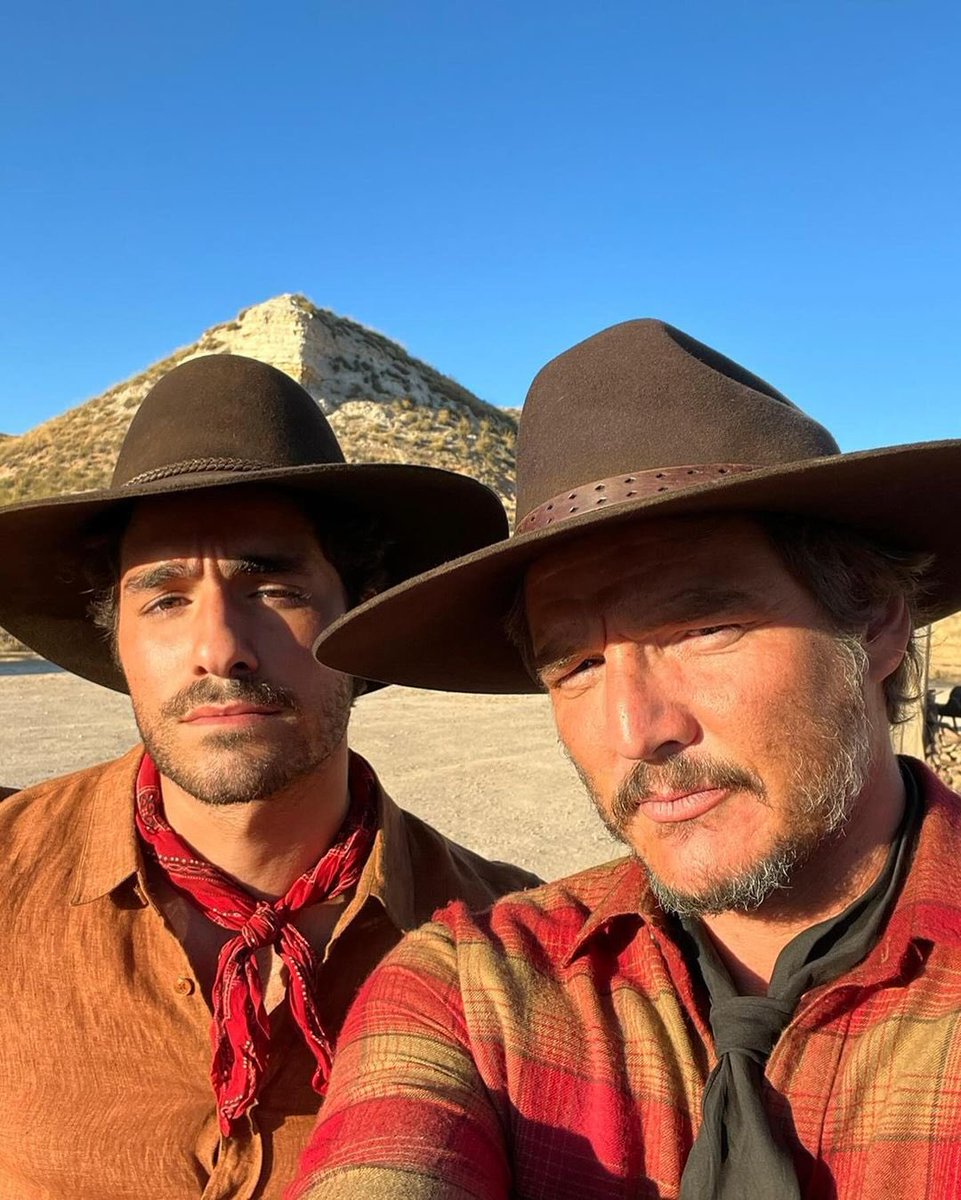 pascalarchive's tweet photo. pedro pascal and josé condessa on the set of ‘strange way of life’ https://t.co/KQ1AT15FVC