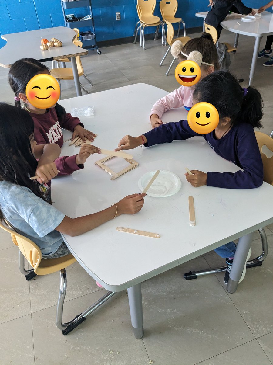 MsThorogood's tweet photo. Our Tinker Tuesday challenge had us not only having fun, but working on our collaboration skills! Turn taking, listening to others' ideas, being respectful even if we disagree, and most of all - having fun together! @DesmondHDSB https://t.co/q2J2KcGXMY