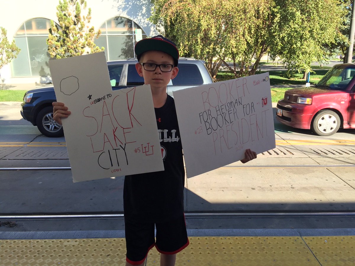 brendanparry's tweet photo. #bookerforpresident https://t.co/EeOOk1R6Pu