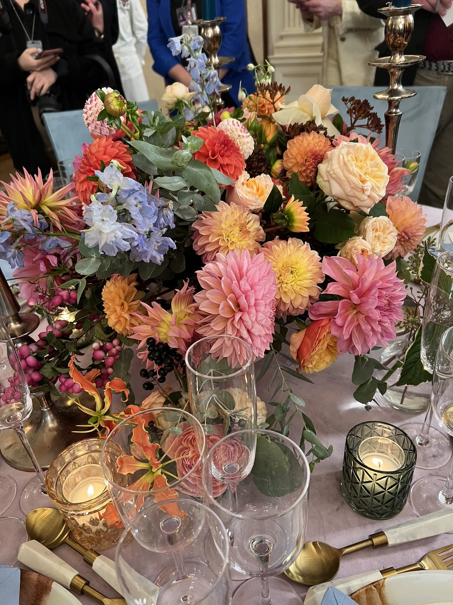 Emily Goodin tweet media