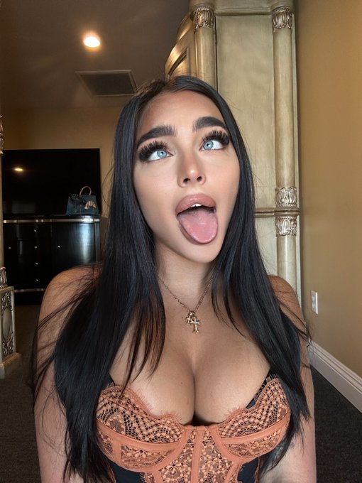 Which do you like better? https://t.co/KLjOhmEp2S