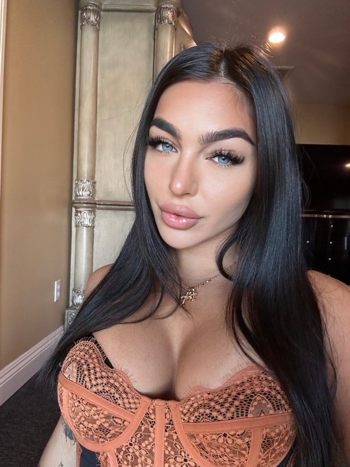 Which do you like better? https://t.co/KLjOhmEp2S