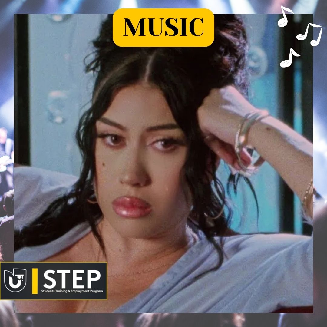 StepUnivision's tweet photo. Grammy-winning artist #KaliUchis dropped her latest track “Te Mata” alongside a music video on Oct 20th, from her upcoming second Spanish-Language album “Orquideas”. 🌺The song is a lush bolero ballad where she proudly embraces the diabla role in a toxic relationship.🔥#TeMata https://t.co/yJAul4MvF3