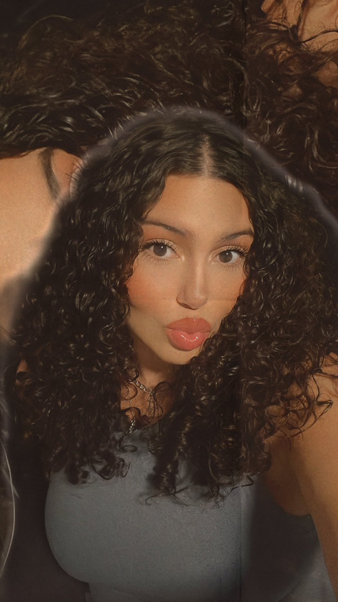 nytotah's tweet photo. HI 💝 https://t.co/zlaHxmcDSr