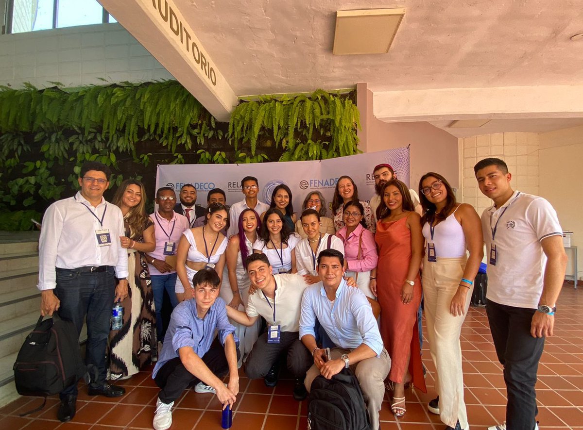 BancoRepublica's tweet photo. 📚#BanRepEduca |Felicitamos a los(as) ganadores(as) del Concurso Nacional de Ponencias Jesús Antonio Bejarano 2023, realizado en el marco del Congreso anual de estudiantes de Economía @FENADECO. El Banco apoya este Concurso con dos jurados calificadores y material académico. https://t.co/Lg1m9rAM6O