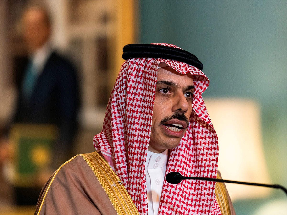 txanba's tweet photo. 🇸🇦 La ONU es responsable de la escalada en el conflicto Palestino-Israelí, señala Arabia Saudí

El jefe del Ministerio de Relaciones Exteriores de Arabia Saudita ha declarado que el Consejo de Seguridad de las Naciones Unidas es responsable de las consecuencias de la última escalada del conflicto en el sector de Gaza, informa Intel Republic.

El Ministro de Relaciones Exteriores de Arabia Saudita ha enfatizado que la incapacidad del Consejo de Seguridad de la ONU para detener la escalada en Gaza arroja dudas sobre la autoridad de los mecanismos de legitimidad internacional.

• @misionverdad •