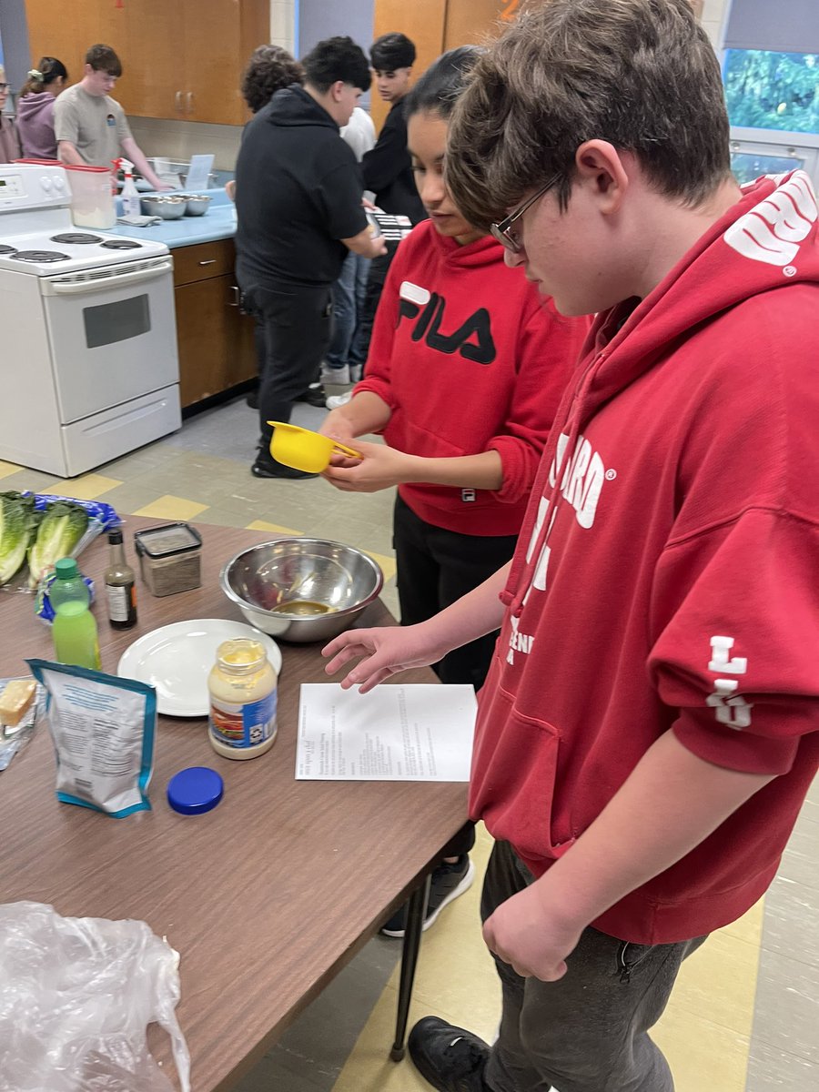 msrrusso's tweet photo. Today was all about garlic cheddar biscuits and Caesar salad! Student did a great job of making everything from scratch, salad dressing included! 🥗🧀🥬🧄🍽️ https://t.co/dOQ2DFHyGH