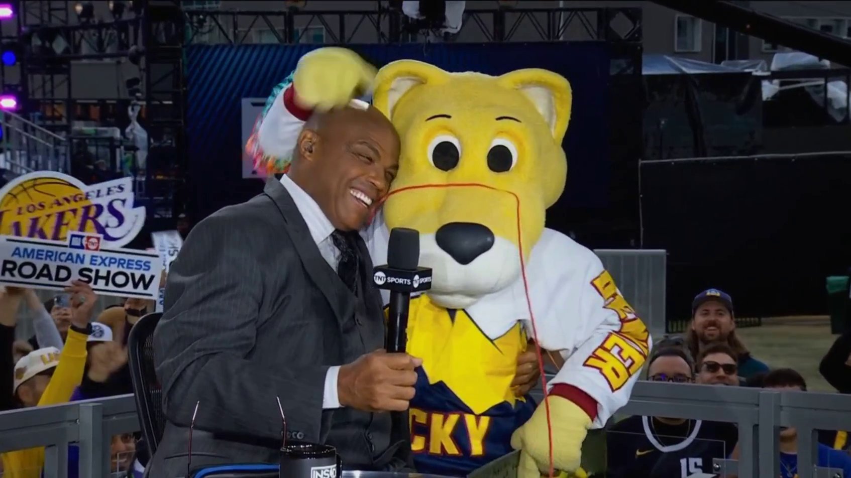 Lakers mascot deals