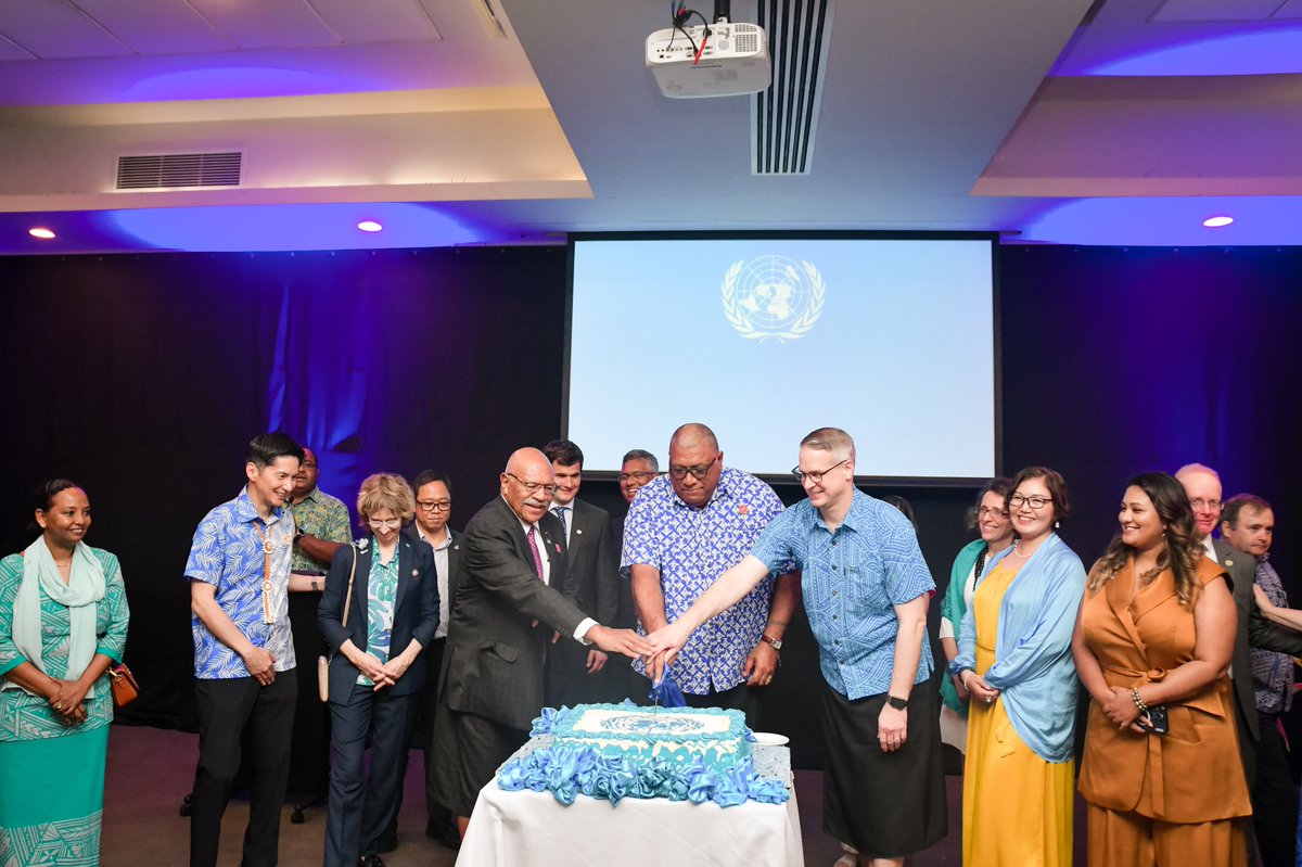 UNinFiji's tweet photo. Vinaka H.E. President Ratu Wiliame Katonivere, PM Hon. @slrabuka and our friends and partners for joining us yesterday to mark #UNDay2023. Let's continue working towards a better world and recommit to leaving no one behind as we strive to achieve the #SDGs. 

@DirkWagenerUN https://t.co/kUDOjexKHZ
