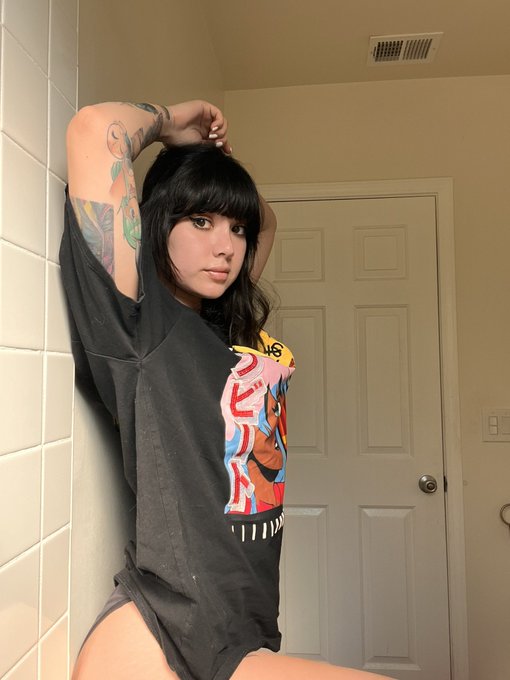 hey there https://t.co/lSPZ2G73Se