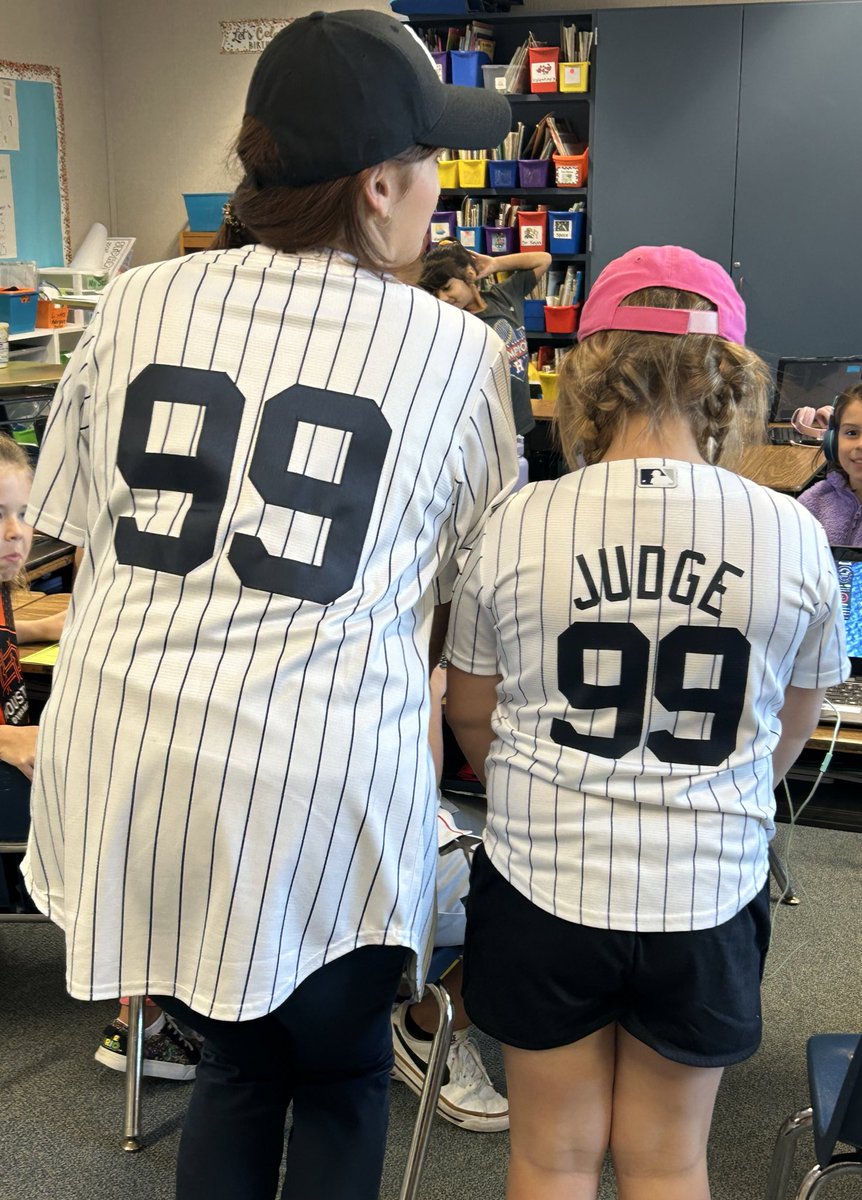 Aly Markowski tweet media