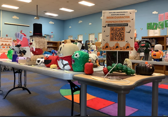LibaryLadyAvery's tweet photo. Voting is under way for our annual Book Character Pumpkin Contest! Every single pumpkin is absolutely SUPERB! We can't wait to find out which pumpkins our Game Changers will vote for!๐ #OcelotsRead @LFCISDLibraries @esc1library #LosFresnosLiteracyMatters https://t.co/B8zU8ozsGc