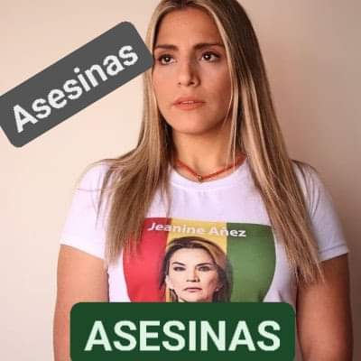 NardaAlvarez10's tweet photo. Pacificó con balas persecuciones Detenciones torturas Violaciones
Entró rodeada de policías Militares y Parapoliciales
#SeAutoproclamo Sola sin Quorum @JeanineAnez Mentirosa
Es una sinvergüenza Asesina
@caroriberanez ladrona
#30AñosDeCárcel es poco p/38 muertos y los heridos?😠👇 https://t.co/XPQNCIxPrE
