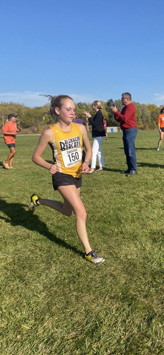 SWOSSAA today for the Cross Country Team - congratulations Bobcats on a great season! 
Big congratulations to Samantha Stewart who placed 4th in the Senior Girls Division and will be advancing to OFSAA! 👏🏼