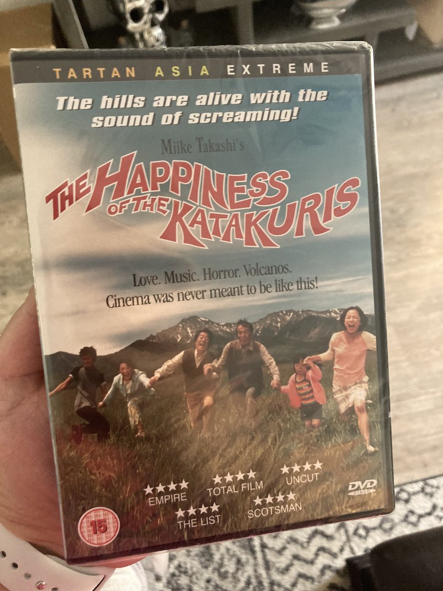 my dumbass thought i found a great deal on Takashi Miike’s fantastic tokusatsu musical but i never noticed it’s the european format 😭 oh well lmao go stream Happiness Of The Katakuris—its on Tubi
