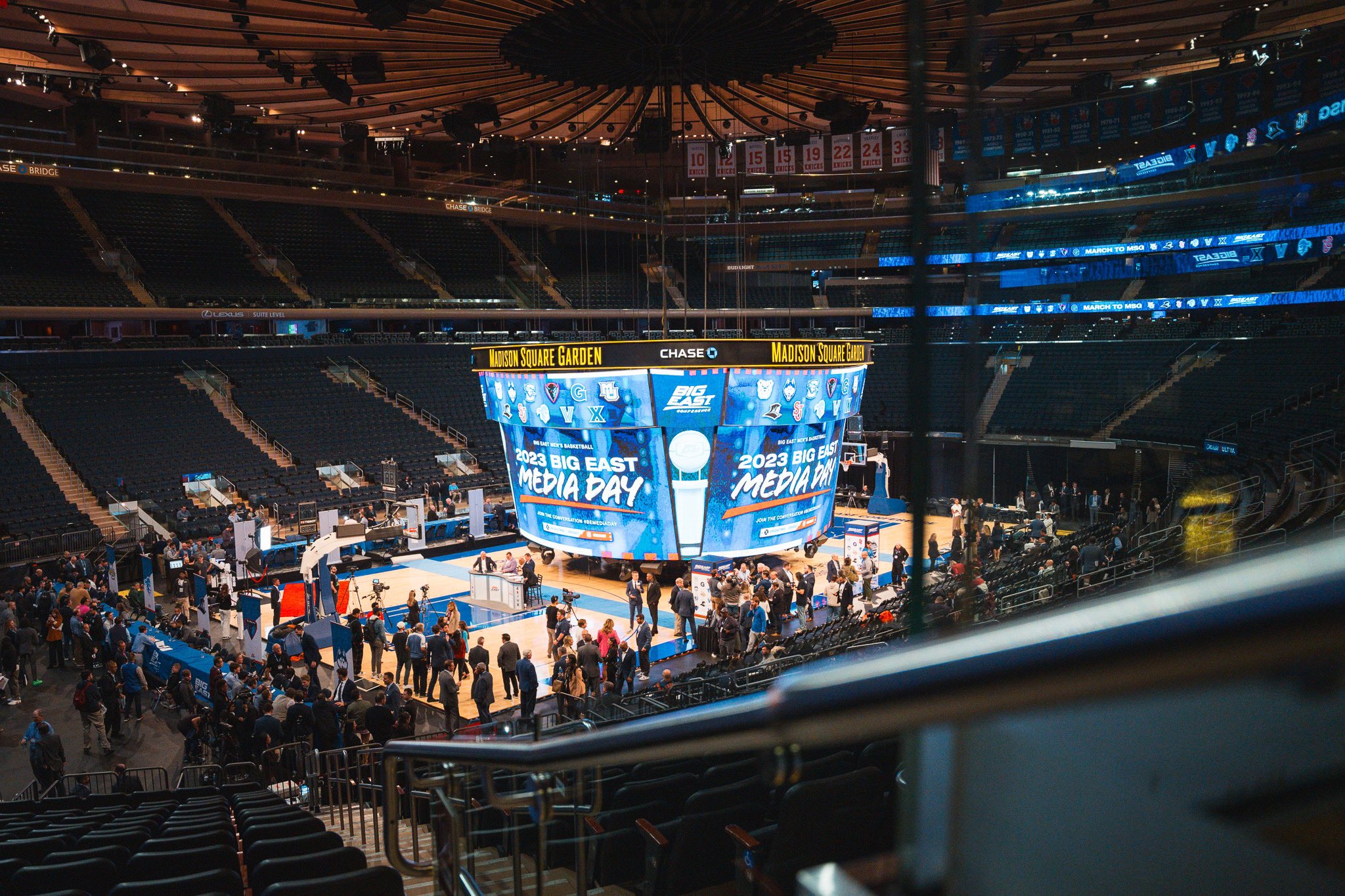 N.J.'s Dan Hurley — like his dad and brother — is now a college basketball  immortal 