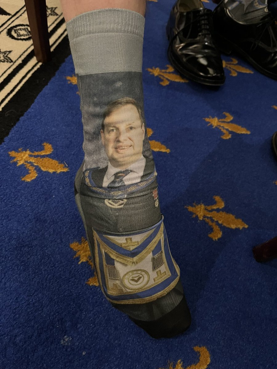 Tremendous final of the all new look Provincial Quiz this evening… the socks round took a whole new twist with one lodge attempting to gain extra points for APGM socks 🤷‍♂️😂