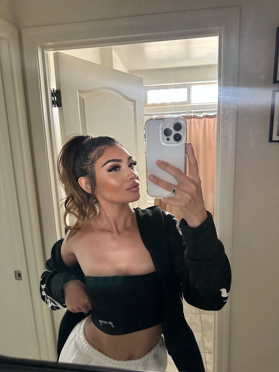 eilymariahh's tweet photo. 🧚‍♀️ https://t.co/kuewsHUCR9