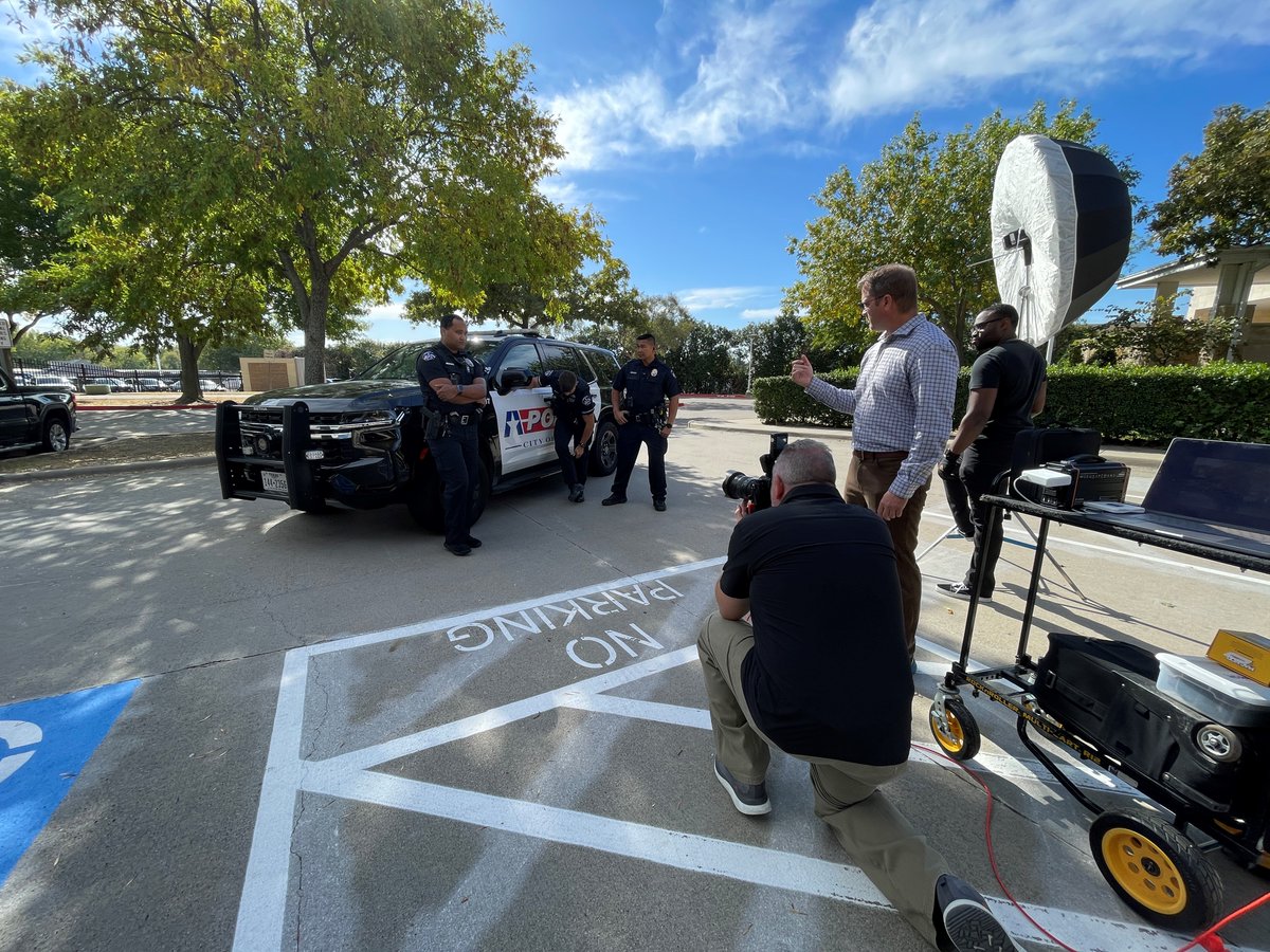 CookseyPR's tweet image. Last week, Cooksey team members @TexasDottie, @tombryson3, Joel Rowe, @jasonmeyerpr and @AnnaClark worked with @rjhinkle and @DFWMultimedia to create ads for an upcoming @CityofAllenTX recruitment campaign!
#PublicSectorPractice #Videography #RecruitmentCampaign #PublicRelations
