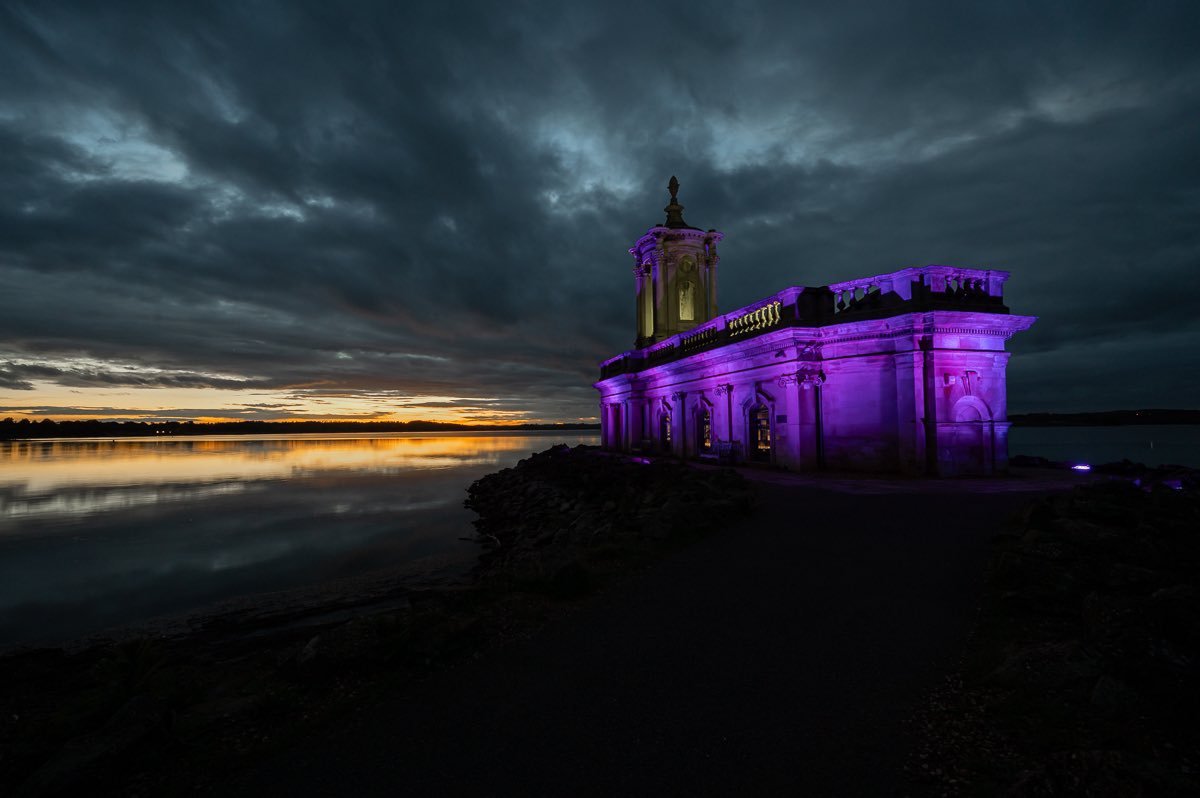 RutWaterPark's tweet photo. Our beautiful church is shining purple tonight to mark #WorldPolioDay 💜

#Purple4Polio

📸 Huge thanks to @Photo_Rutland for sharing these fabulous photos 🙏 https://t.co/l34eXK07ma