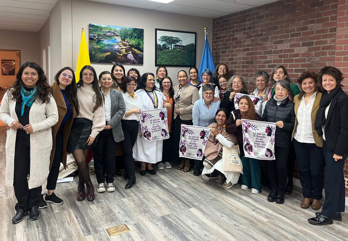 #Aestahora, en la sede de Naciones Unidas, las mujeres y organizaciones reunidas en el marco de la Semana de Mujeres, Paz y Seguridad en #NewYork.  #WPS2023 #IgualdadDeGénero #Resolución1325