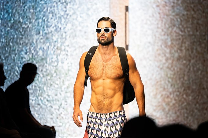 Proud of myself LAfashionweek 2023 ❤️🫶 https://t.co/ZNhQeI0KdO