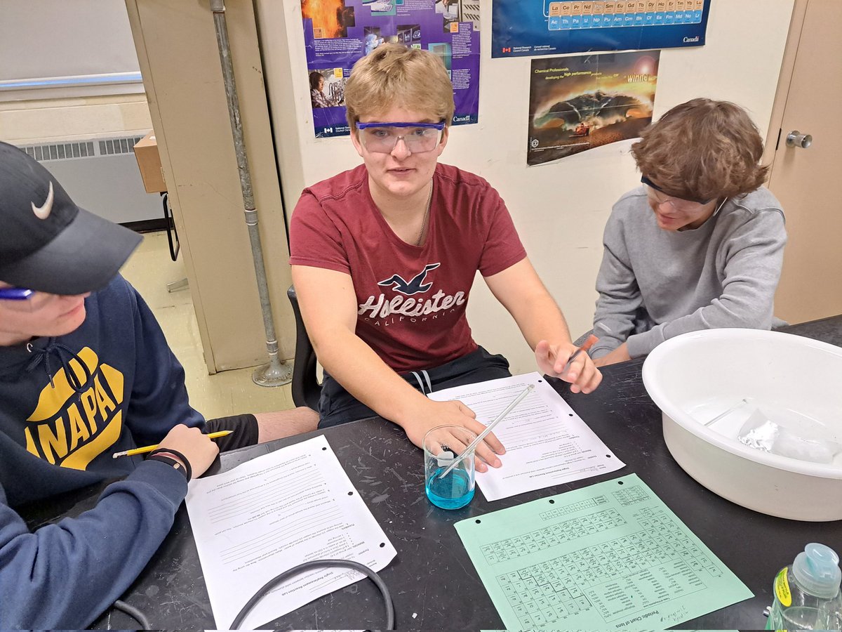 MrSimpsonMath's tweet photo. Science 10 students were in the lab today creating a single replacement chemical reaction with copper (II) chroide and aluminum. https://t.co/AurMqO0uQm