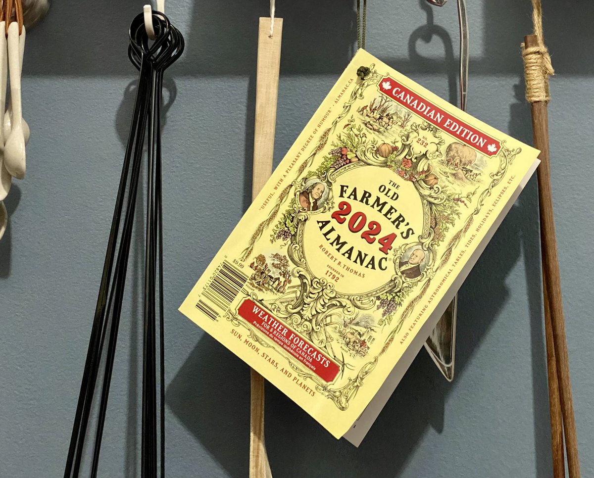 jaynsanchow's tweet photo. 跟中国人有老黄历一样，原来洋农民也有洋农历。引进 Old Farmer's Almanac 来学学，希望明年能少当几样种植杀手🤔 https://t.co/P3mPAiUhbz