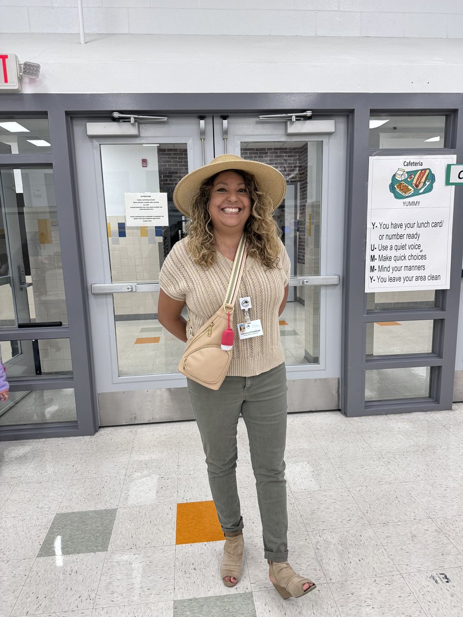 PowellEPISD's tweet photo. Powell was kind to our minds in hats today!

Tomorrow is wear orange to stand against bullying! 
#ItStartsWithUs
@ELPASO_ISD https://t.co/r6OtgjEBO7