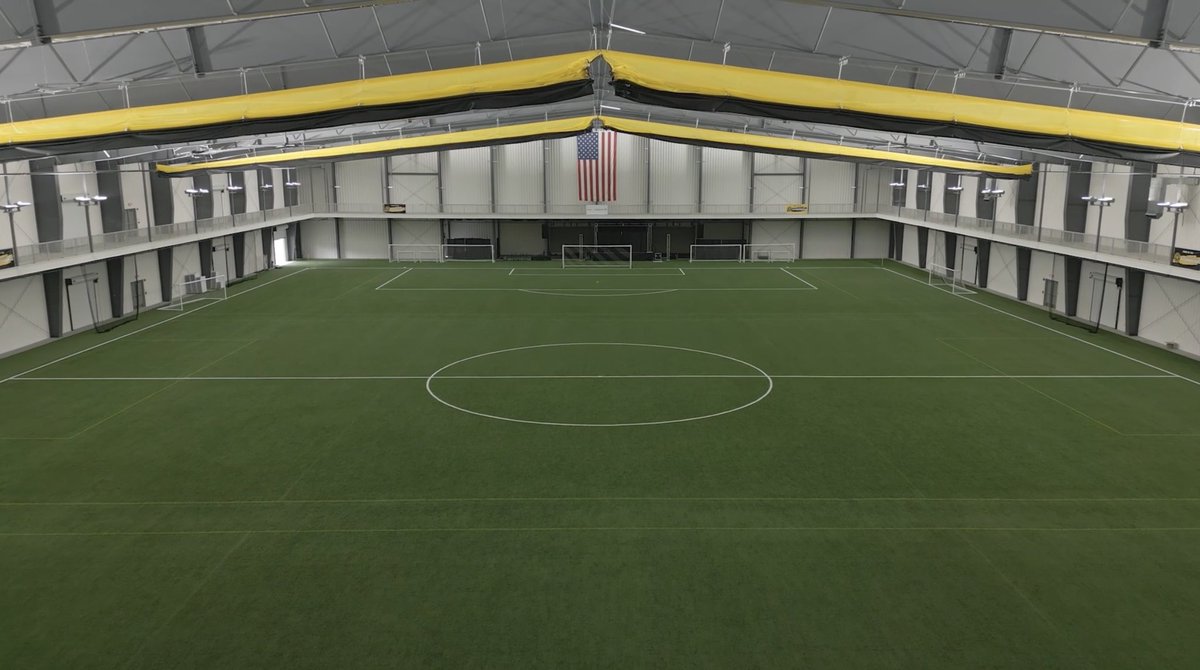 PAELITE7v7's tweet photo. Great call with the General Manager of the “NEW” AHN Montour indoor Sports Complex. Excited to announce a long term partnership to make the facility our primary HOME for PA Elite practicing, PA Elite Skills sessions, Roar training and Ball Hawk training sessions. 
@AHNMontourSC https://t.co/Ad4mI7gVyC