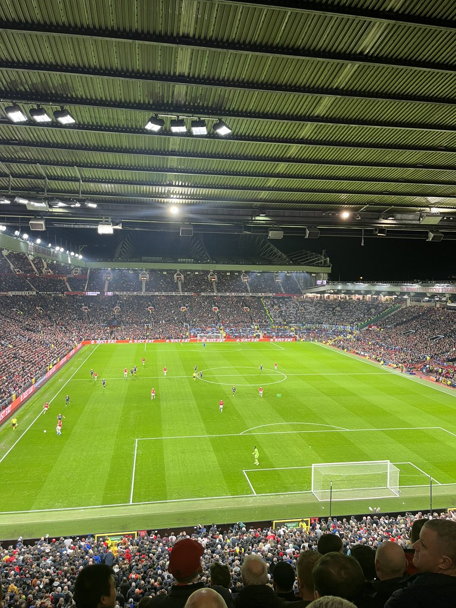 ManIikeJuan's tweet photo. Dreadful first half, much much better second, the goal was always coming eventually. Bruno and Eriksen very good second half once Bruno was allowed to get further forward. Was surprised with Amrabat/Anthony subs, but seemed to work out in the end. Keep the faith 🙌🙌 https://t.co/XroKvtvGHW